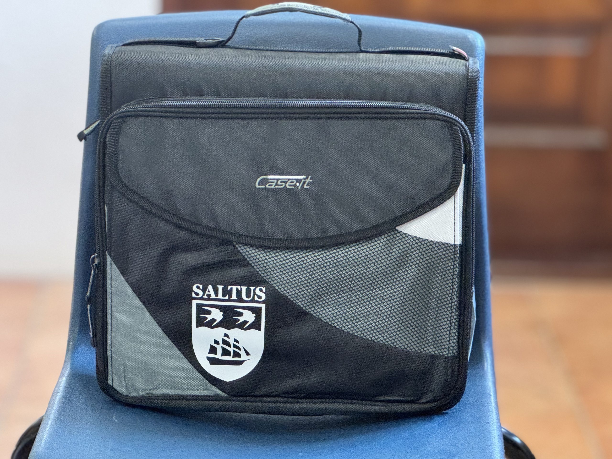 Case-it Zipper Binder